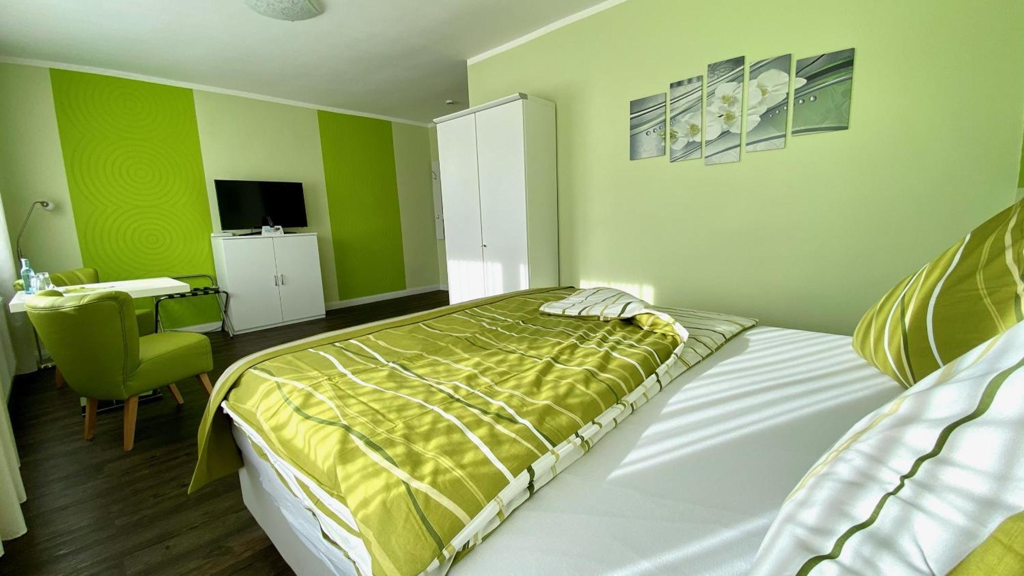 Pension Ruessel-Pub Зангерхаузен Экстерьер фото